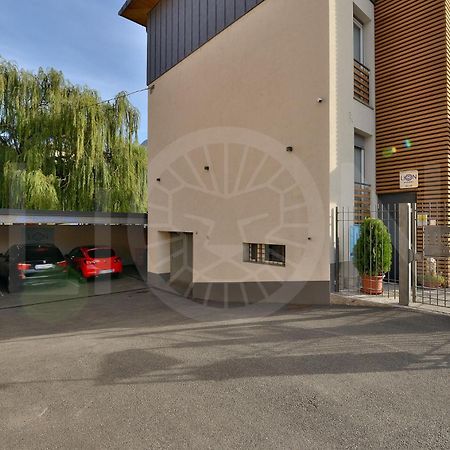 Le Lion Apartments - Bike&Ski Aosta Exterior foto